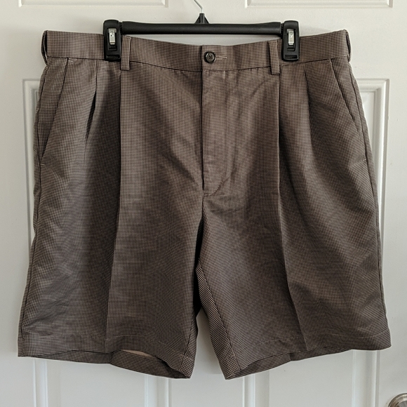 Roundtree & Yorke Other - Round tree & Yorke Men's Shorts